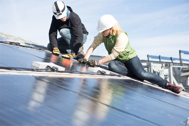 solar panel roof mount